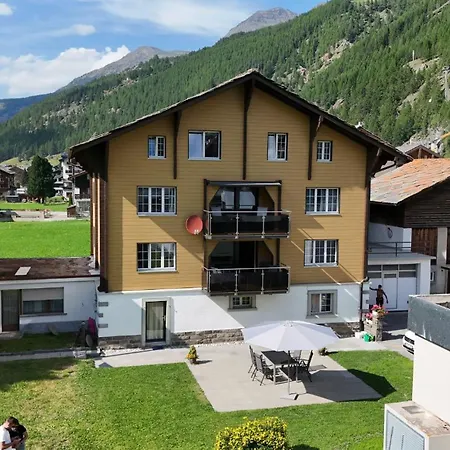 Haus Arnika Apartamento